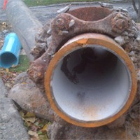 cross-section of a pipe with inner lining